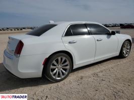Chrysler 300C 2020 3