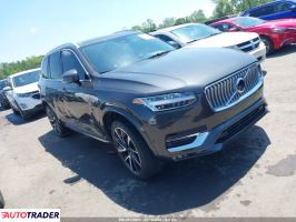 Volvo XC90 - zobacz ofertę