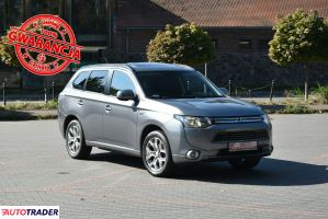 Mitsubishi Outlander 2013 2.0 203 KM