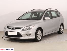 Hyundai i30 2011 1.6 88 KM