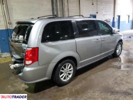 Dodge Grand Caravan 2019 3