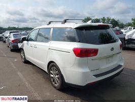 Kia Sedona 2020 3