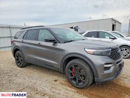 Ford Explorer 2022 3