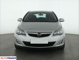 Opel Astra 2012 1.6 177 KM