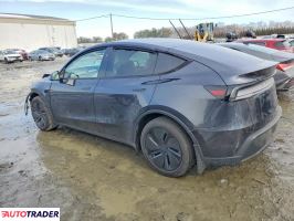 Tesla Model Y 2026