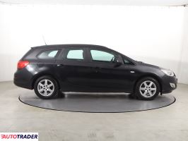 Opel Astra 2012 1.4 138 KM
