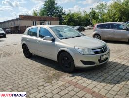 Opel Astra 2008 1.2 90 KM