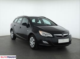 Opel Astra 2012 1.4 99 KM