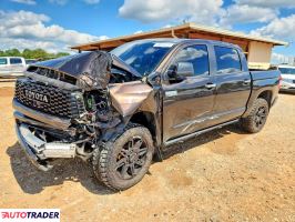 Toyota Tundra - zobacz ofertę