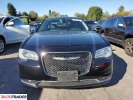 Chrysler 300C 2019 3