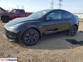 Tesla Model Y - zobacz ofertę
