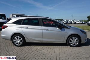 Opel Astra 2021 1.5 122 KM