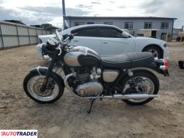 Triumph Bonneville 2025