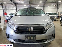 Honda Odyssey 2021 3