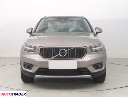 Volvo XC40 2019 2.0 147 KM