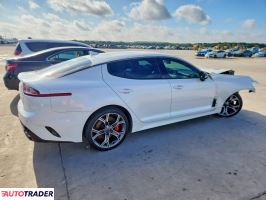 Kia Stinger 2020 3