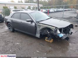 Chrysler 300C 2022 3