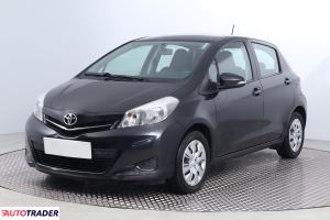 Toyota Yaris 2012 1.3 97 KM