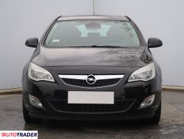 Opel Astra 2010 1.4 138 KM