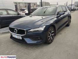 Volvo V60 2019 2.0 150 KM