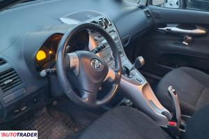 Toyota Auris 2008 1.6 123 KM