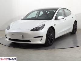 Tesla Model 3 2021 505 KM