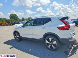 Volvo XC40 2021