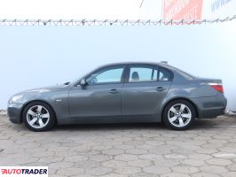 BMW 530 2004 3.0 214 KM