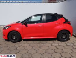 Toyota Yaris 2020 1.5 99 KM