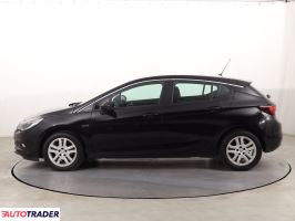 Opel Astra 2018 1.4 123 KM