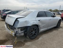 Chrysler 300C 2019 3