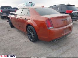 Chrysler 300C 2021 3