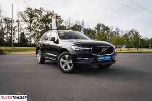 Volvo XC60 2022 2.0 194 KM