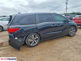 Honda Odyssey 2021 3