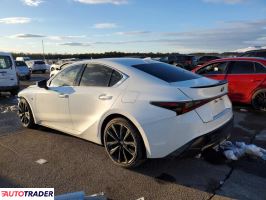 Lexus IS 2024 3