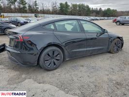 Tesla Model 3 2024