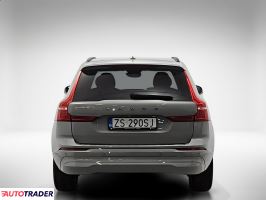 Volvo XC60 2023 2.0 197 KM