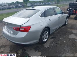 Chevrolet Malibu 2021 1