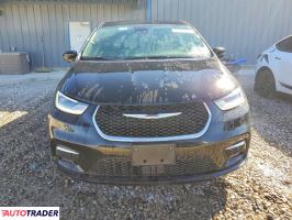 Chrysler Pacifica 2025 3