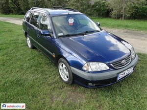 Toyota Avensis 2002 2.0 110 KM Toyota Avensis 2002 2.0 110 KM