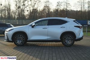 Lexus NX 2022 2.5 185 KM