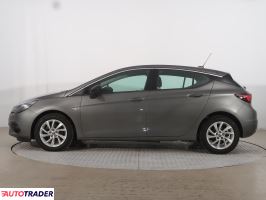 Opel Astra 2021 1.2 143 KM