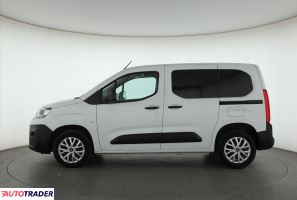 Citroen Berlingo 2023 1.2 108 KM