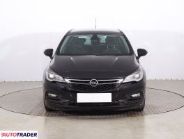 Opel Astra 2017 1.4 147 KM