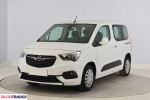 Opel Combo 2019 1.5 128 KM