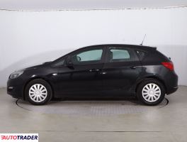 Opel Astra 2015 1.7 108 KM