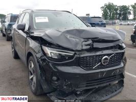 Volvo XC40 2024 2 Volvo XC40 2024 2