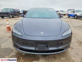 Tesla Model 3 2025