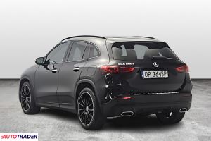 Mercedes GLA 2020 2.0 150 KM