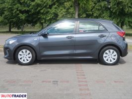 Kia Rio 2017 1.2 83 KM Kia Rio 2017 1.2 83 KM